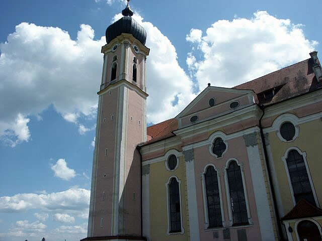 Kath. Pfarrkirche St. Gordian & Epimachus, Pleß