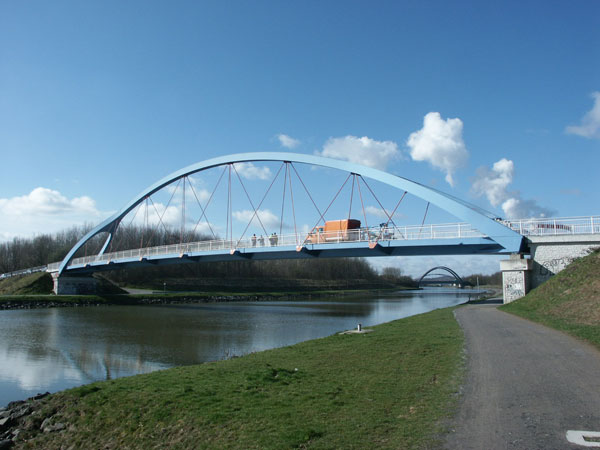 Evenkampbrücke am Datteln-Hamm-Kanal, Schäden an Hängeranschlüssen, Bergkamen-Rünthe