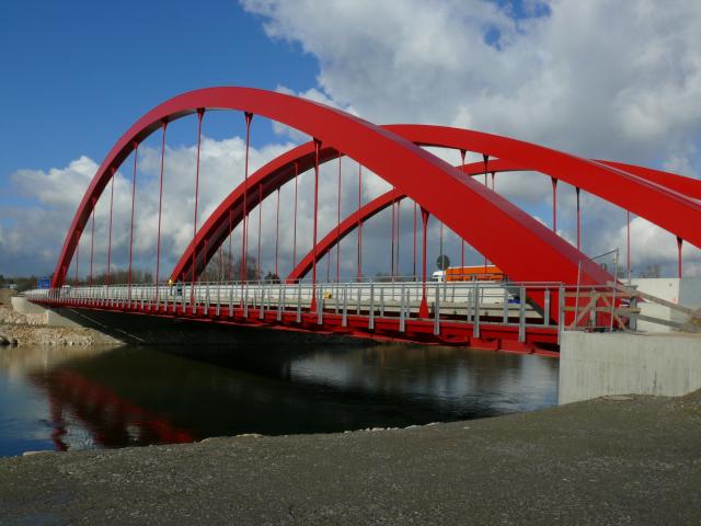 Lechbrücke Gersthofen - Regen-Wind induzierte Hängerschwingung, Gersthofen