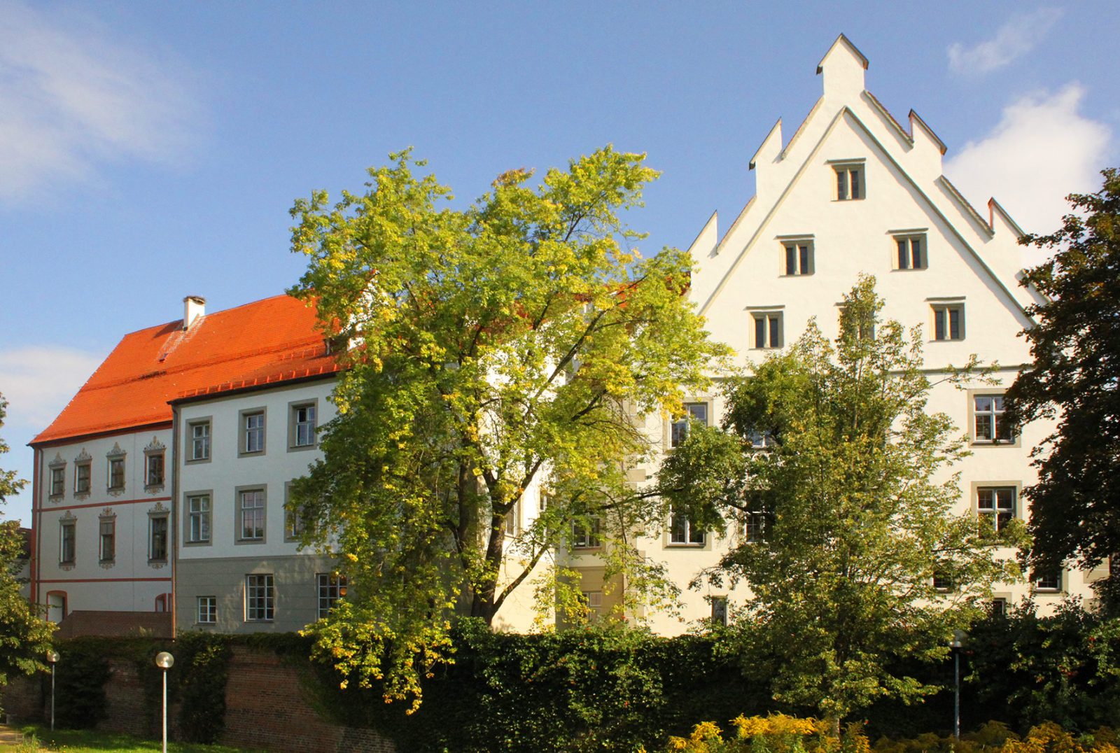 Ehem. Schloss in Weißenhorn, Sanierung und Modernisierung