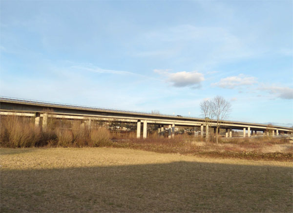 Nachrechnung von 3 Spannbetonbrücken am Plochinger Dreieck