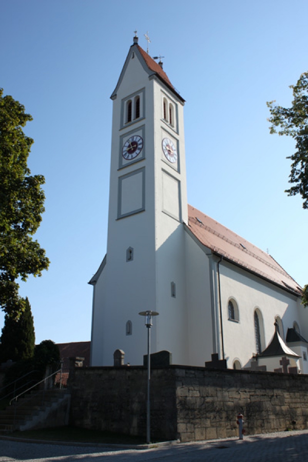 Kath. Pfarrkirche St. Johannes Baptist in Stadl - neuer Holzglockenstuhl