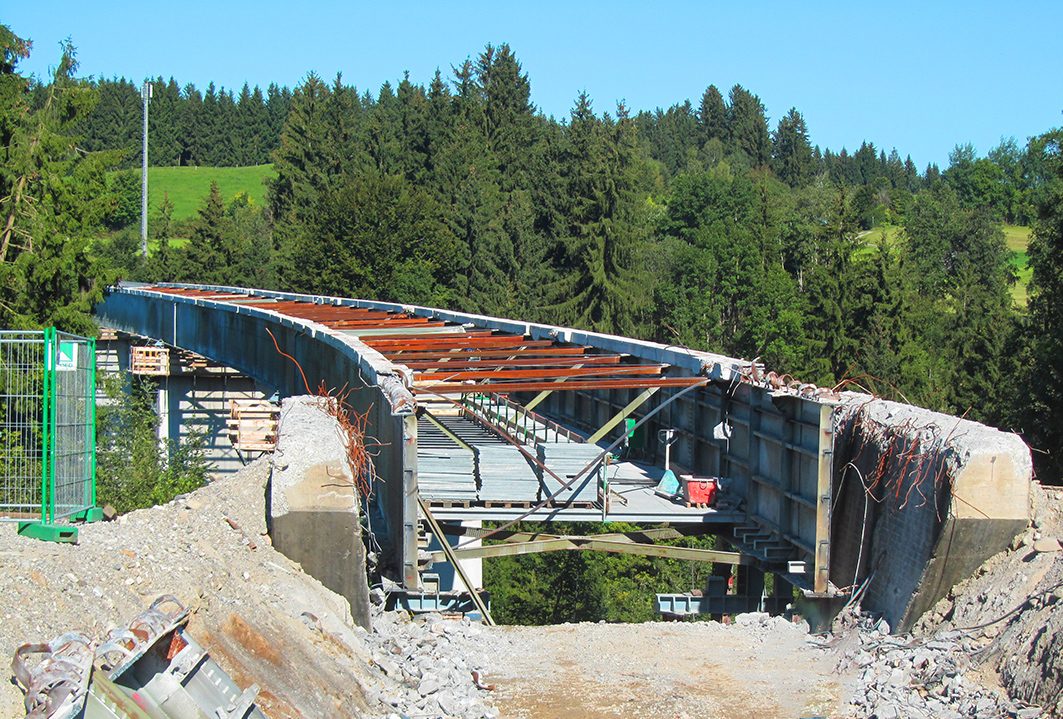 Teilerneuerung der Wertachtalbrücke in der B 309