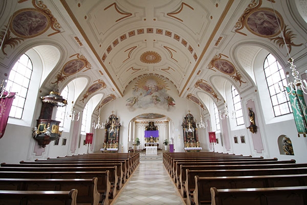 Pfarrkirche St. Jodok - Langhaus
