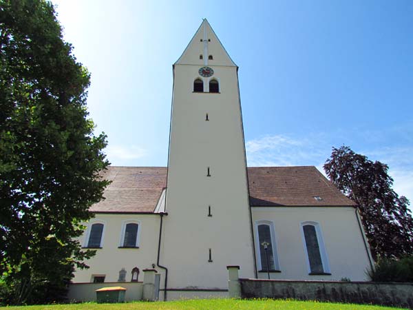 Kath. Pfarrkirche Mariä Himmelfahrt in Gebrazhofen
