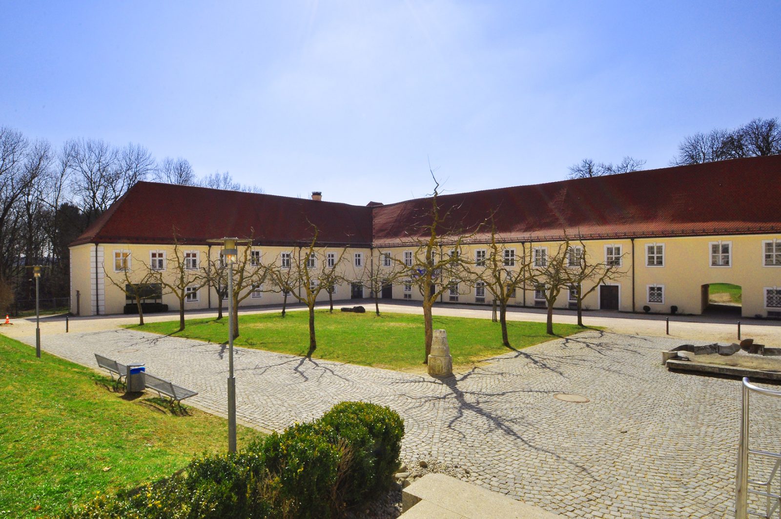 Kloster Roggenburg, Wartung