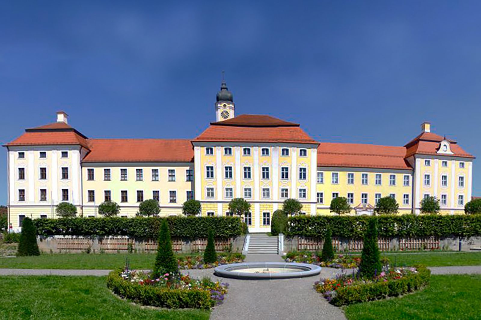 Kloster Roggenburg, Wartung