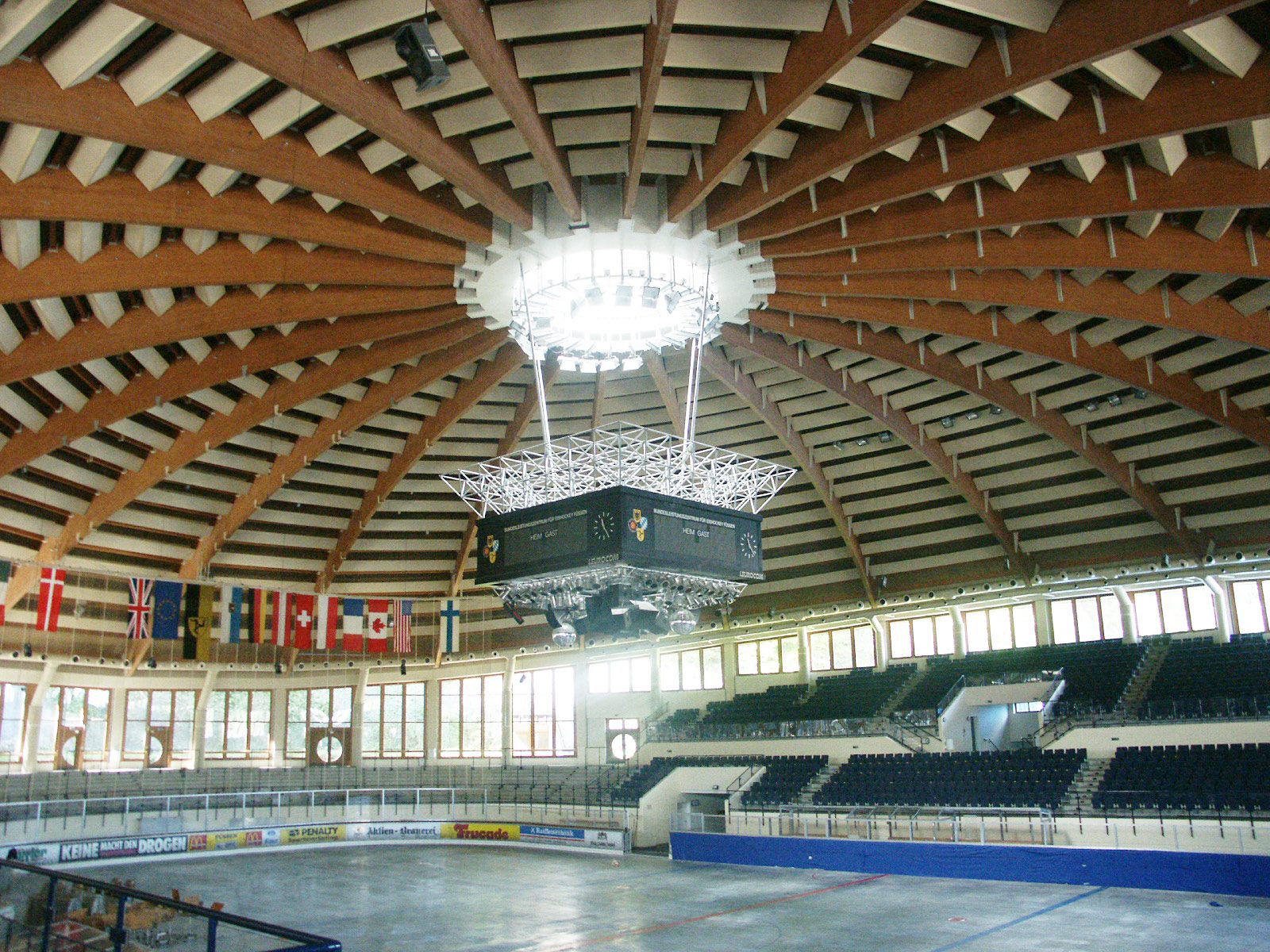 Eissporthallen Füssen - Sanierung Dachhaut